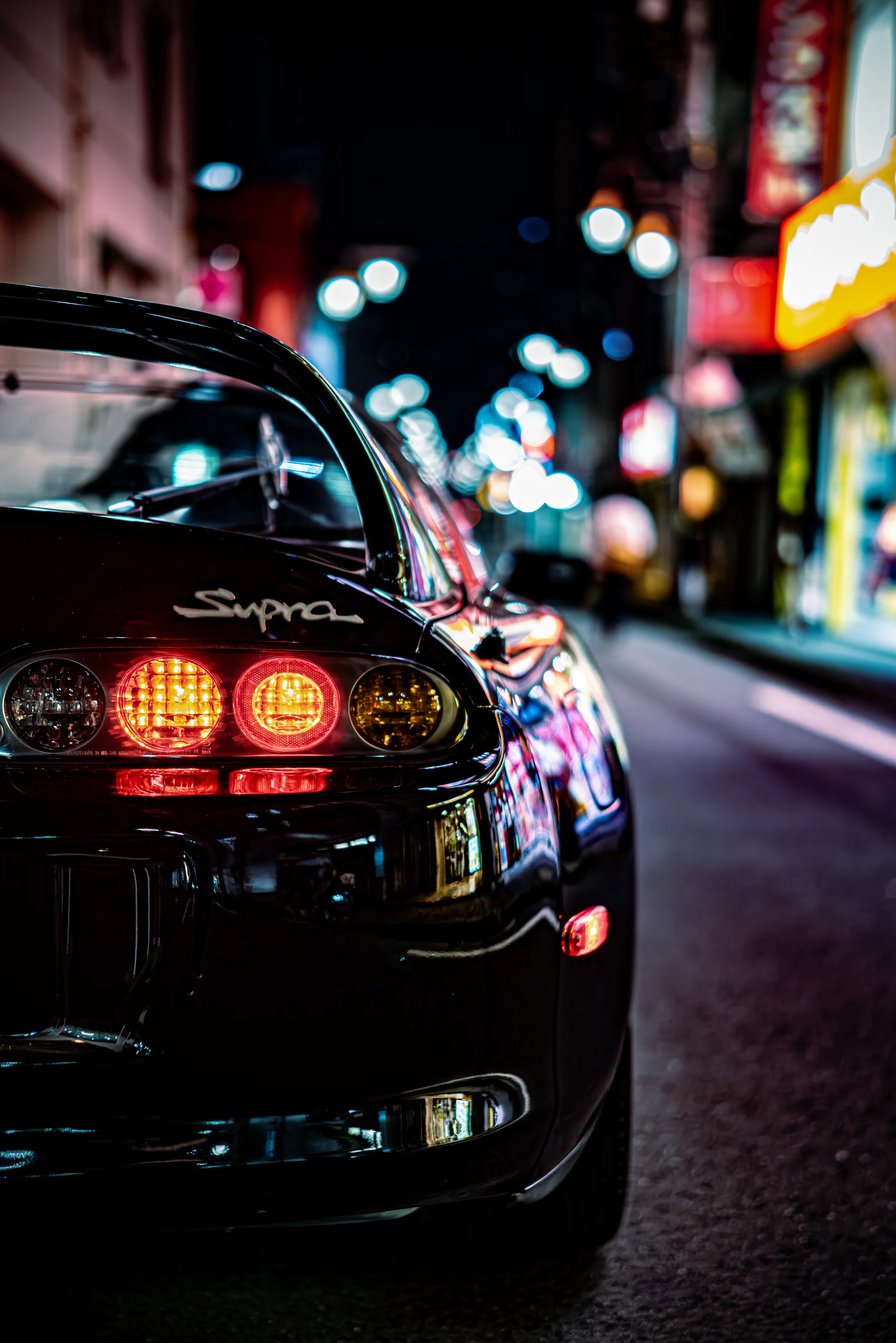 Night Drive - 夜の街路